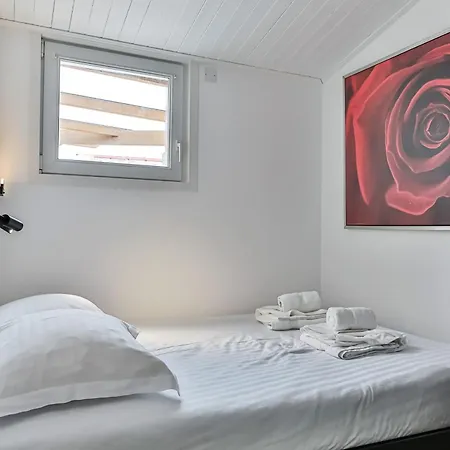 La Rouge - Wifi - Parking Les Bussolleries