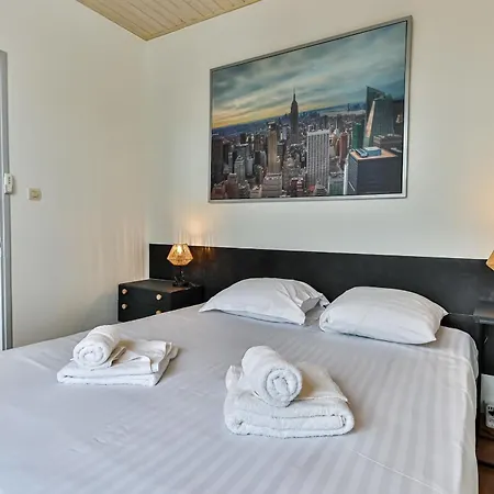 Nyaraló La Rouge - Wifi - Parking Les Bussolleries