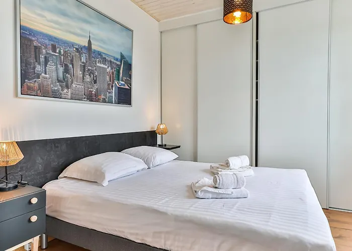 La Rouge - Wifi - Parking *